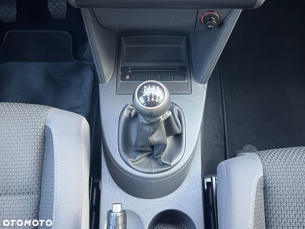 Volkswagen Touran 2.0 TDI DPF Life - 28