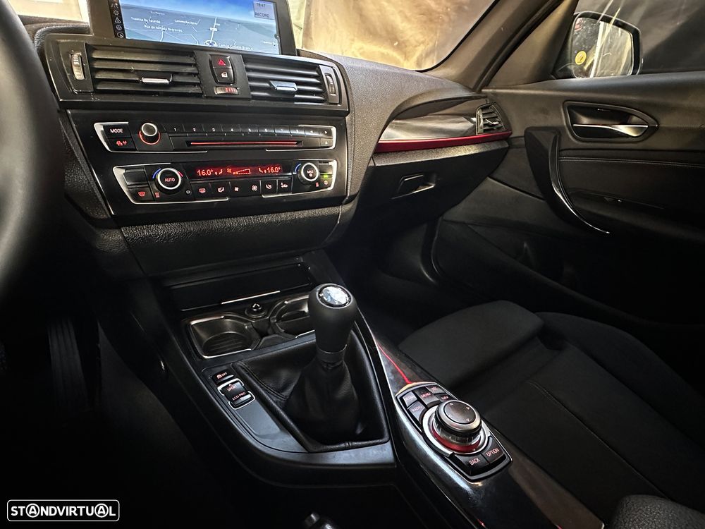 BMW 118 d Pack M - 34