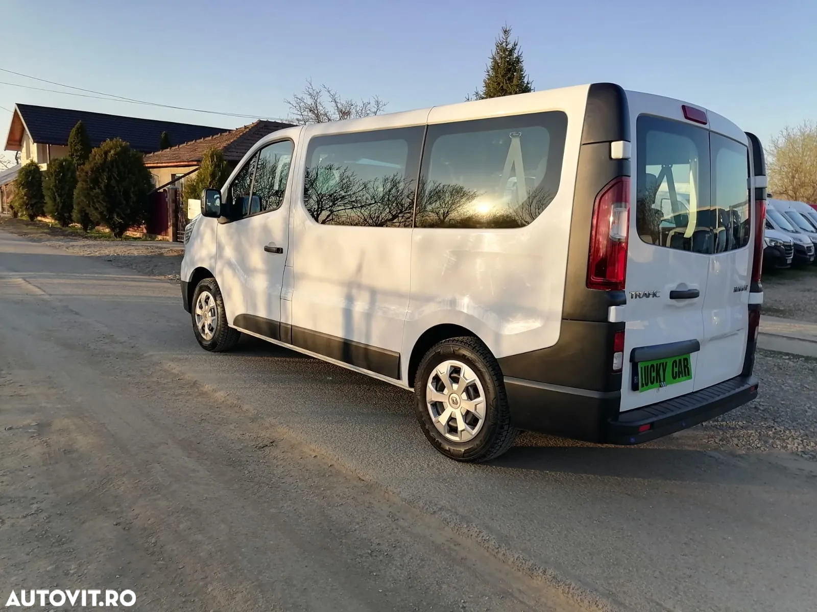 Renault Trafic - 6