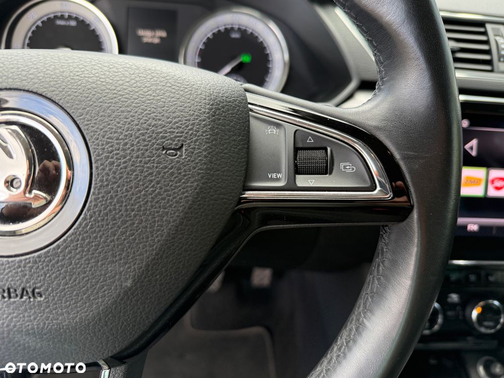 Skoda Superb 2.0 TDI DSG Ambition - 23