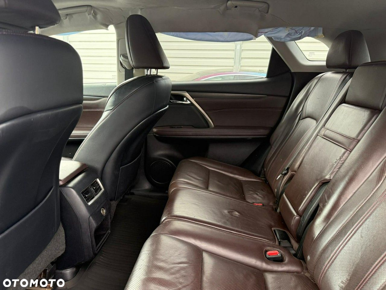 Lexus RX - 8