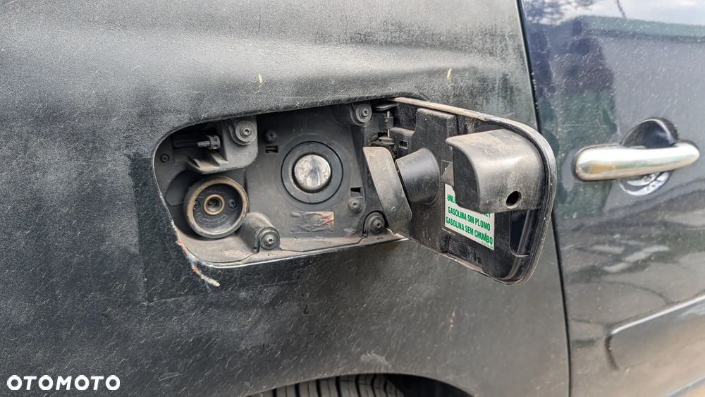 Renault Espace 3.5 V6 Initiale - 8