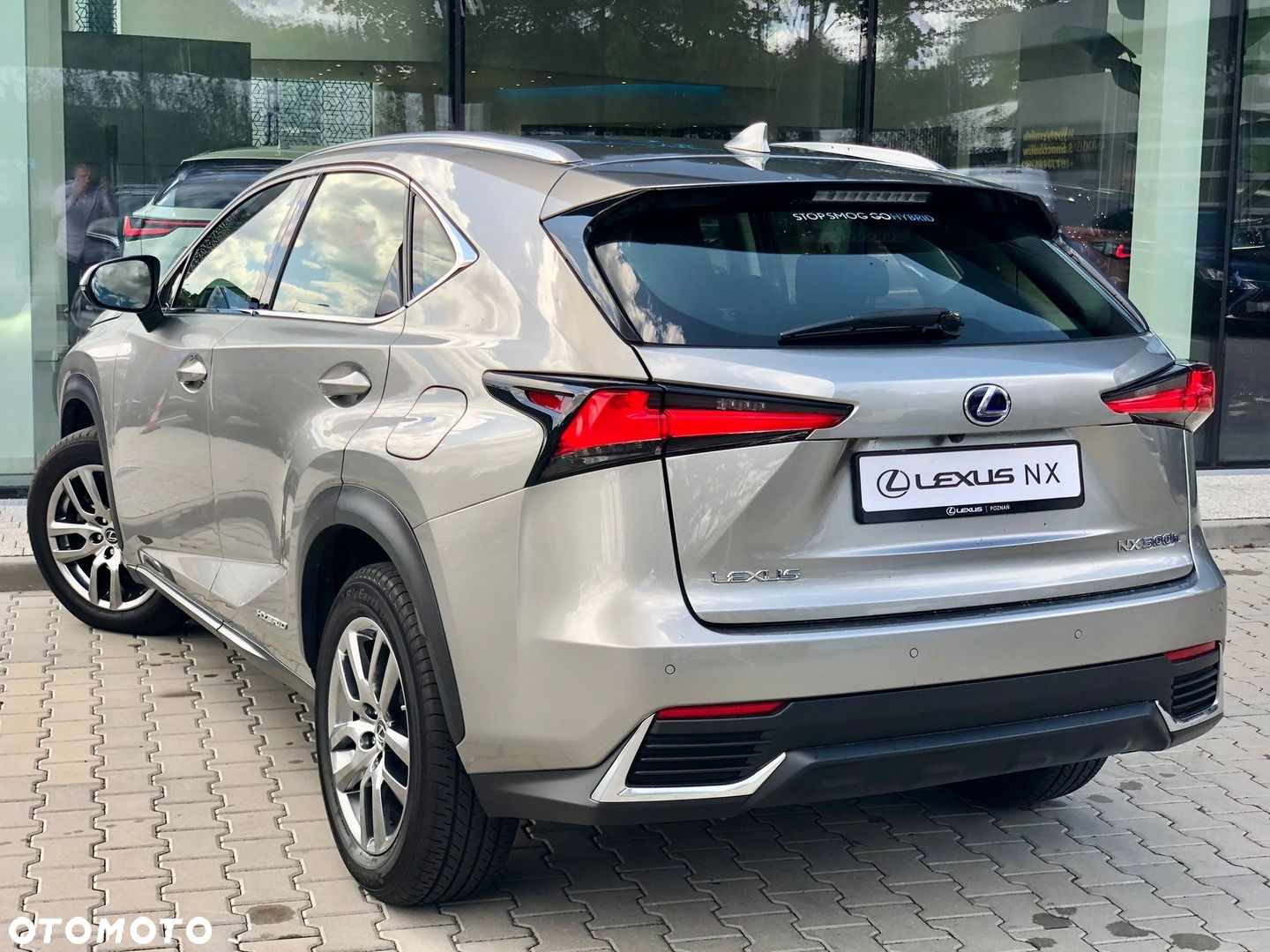 Lexus NX - 11
