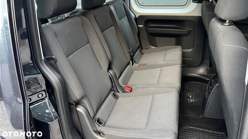 Volkswagen Caddy 2.0 TDI Highline - 30