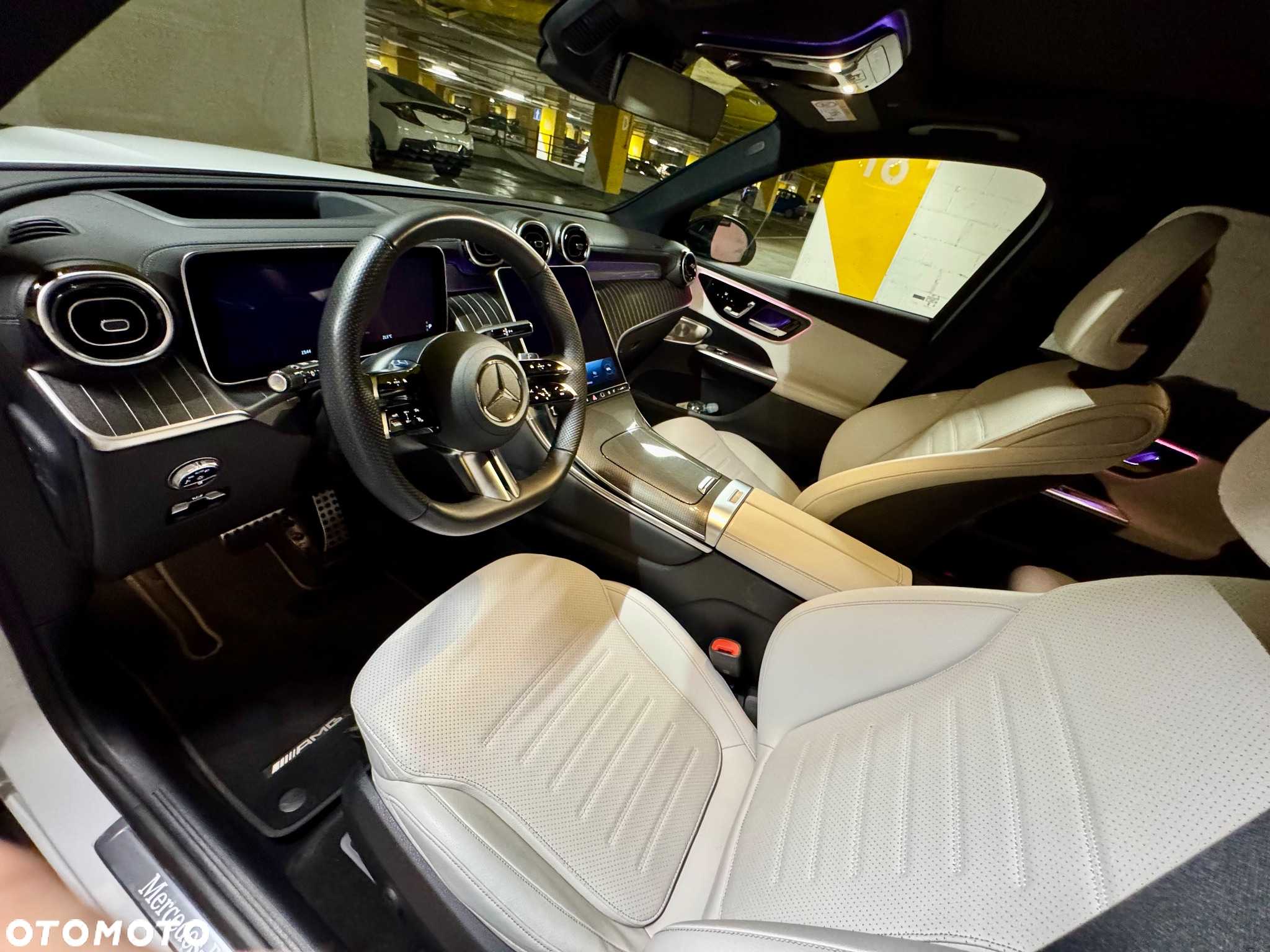 Mercedes-Benz GLC 300 e 4-Matic AMG Line - 19