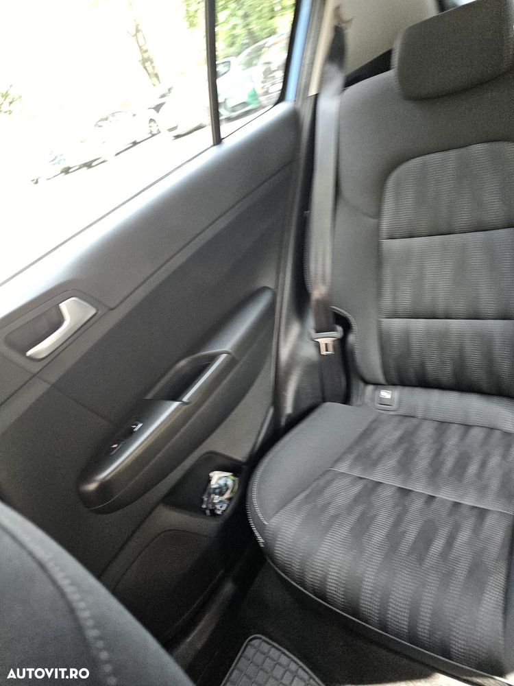 Kia Sportage 1.6 GDI 6MT 4x2 Classic - 8