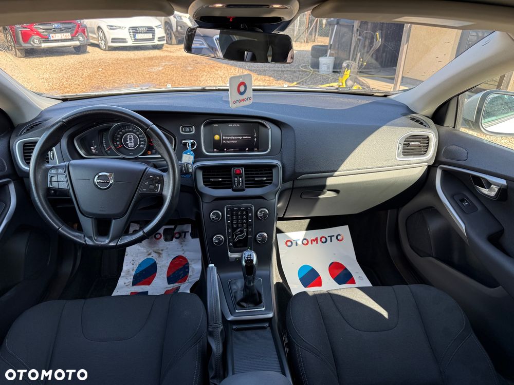 Volvo V40 D2 Kinetic - 18