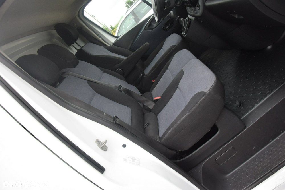 Opel Vivaro - 22