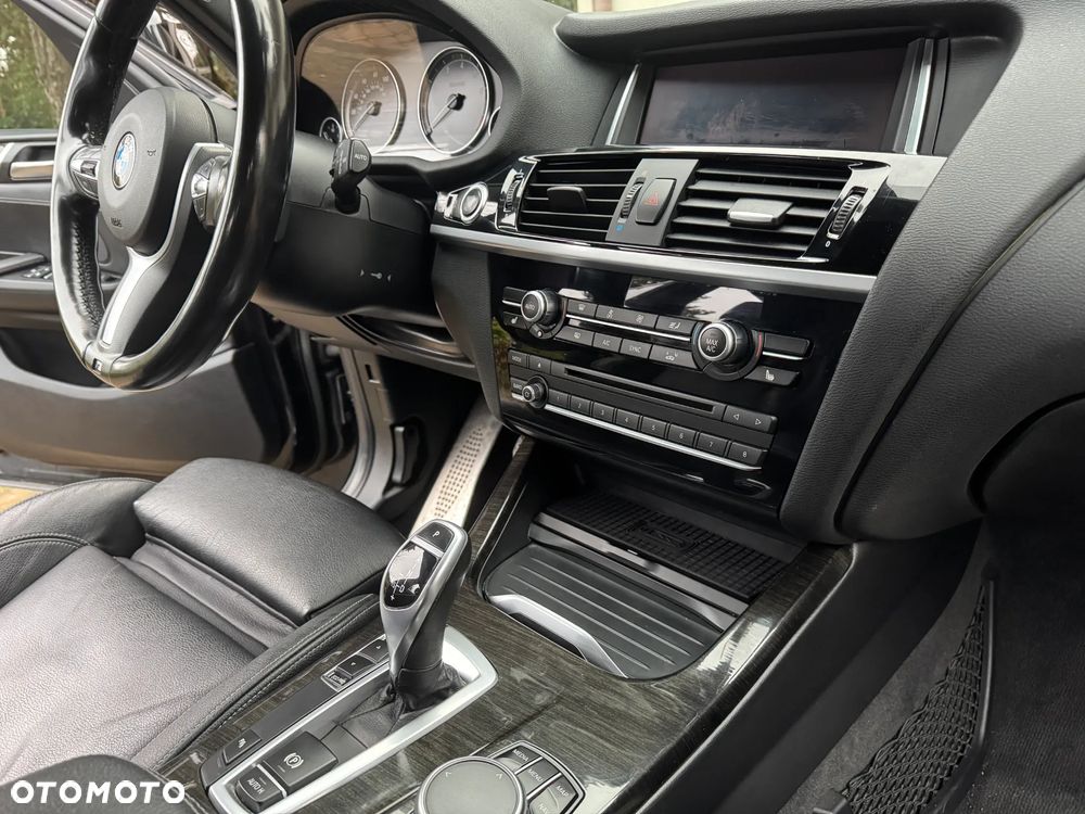 BMW X3 xDrive28i Sport-Aut M Sport - 16