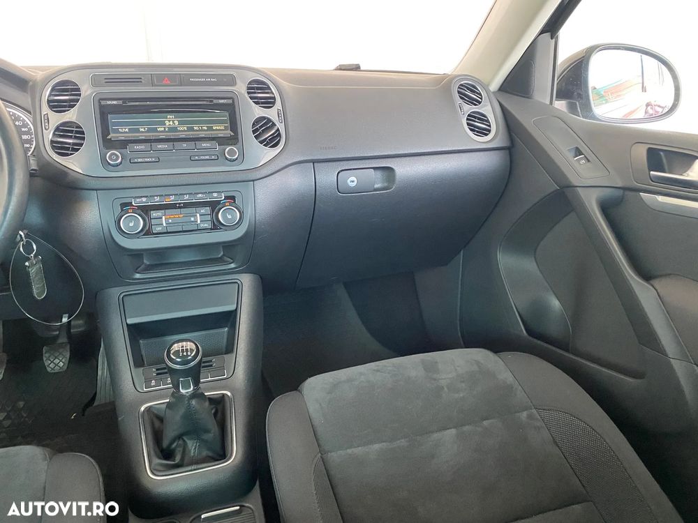 Volkswagen Tiguan - 20