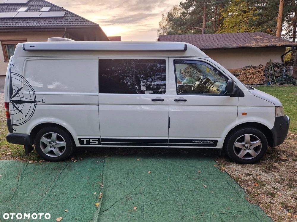 Volkswagen Transporter - 1