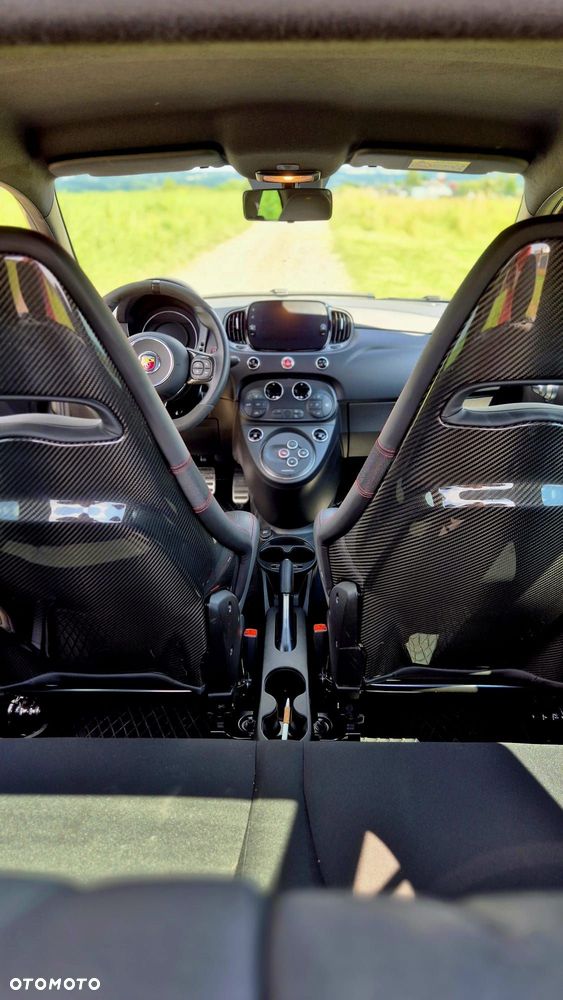 Abarth 695 - 22
