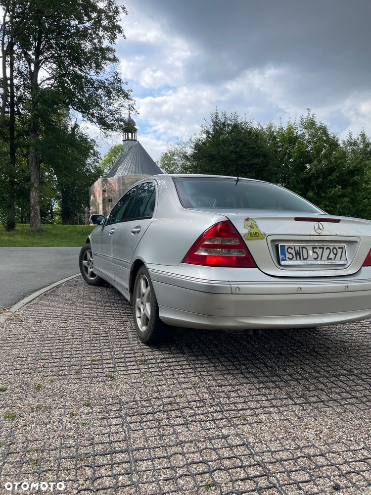 Mercedes-Benz Klasa C 180 Kompressor Avantgarde - 3