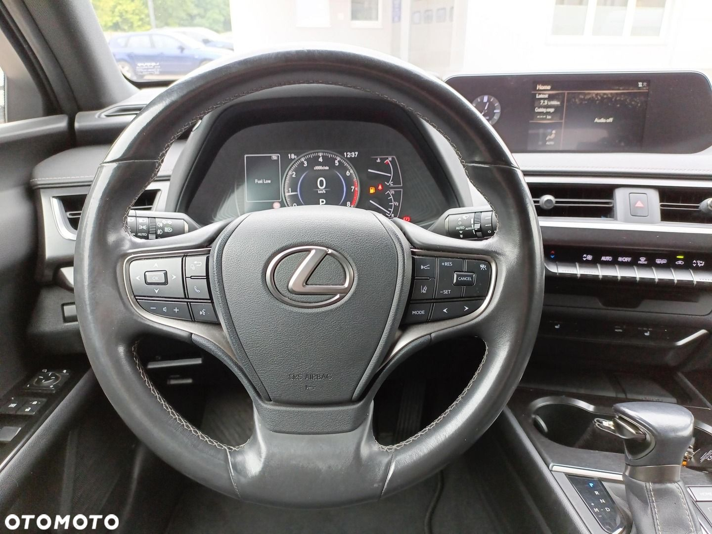 Lexus UX 200 GPF Business Edition 2WD - 17