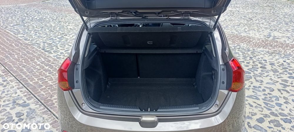 Kia Ceed 1.4 CVVT Attract - 16