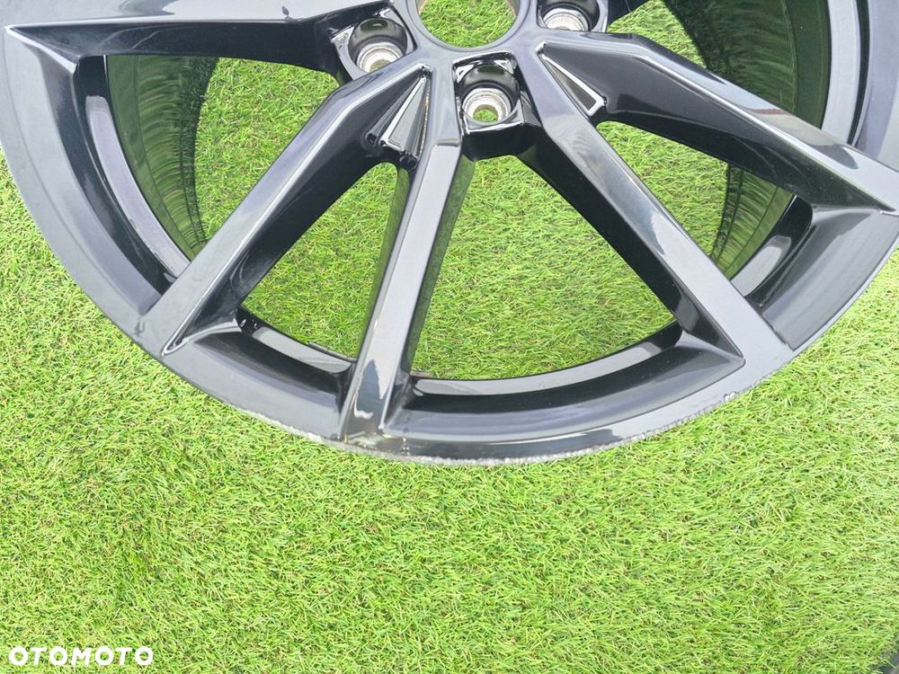 FELGA VW GOLF VII R-LINE 18'' 5x112 7,5x18 ET51 5G0601025EC PRETORIA - 6