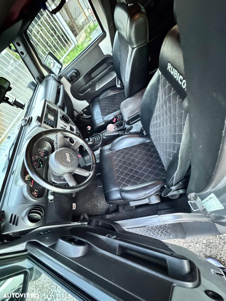 Jeep Wrangler - 13