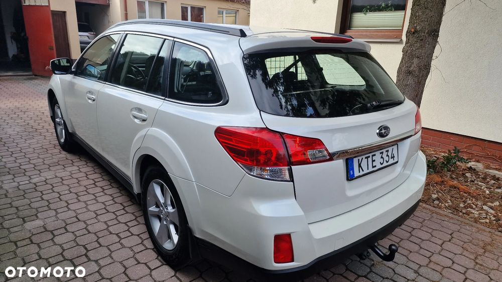 Subaru Legacy - 9
