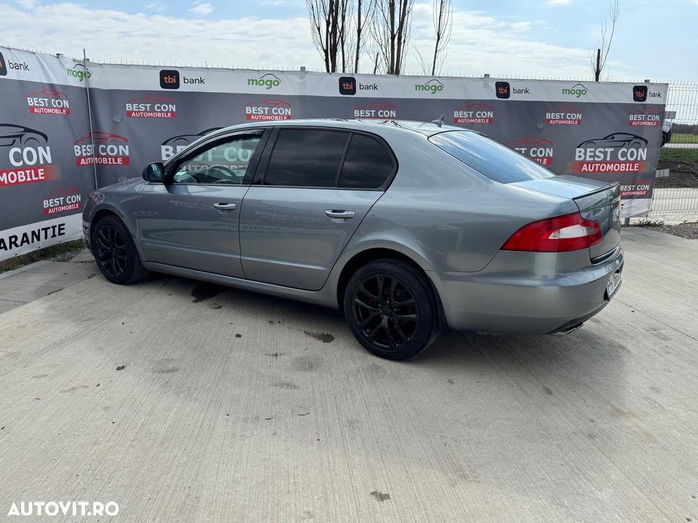 Skoda Superb 2.0 TDI Elegance - 2