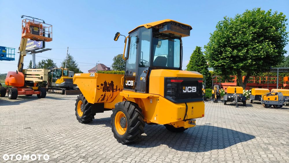 JCB 6 FT - 8
