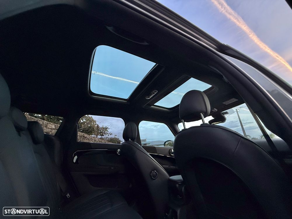 MINI Countryman Cooper D Premium First JCW Auto - 10