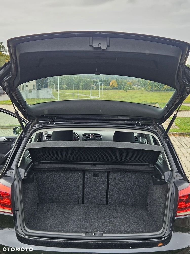 Volkswagen Golf 2.0 TDI Highline DSG - 19