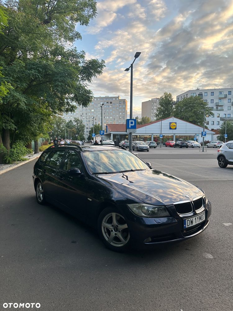 BMW Seria 3 320d - 29