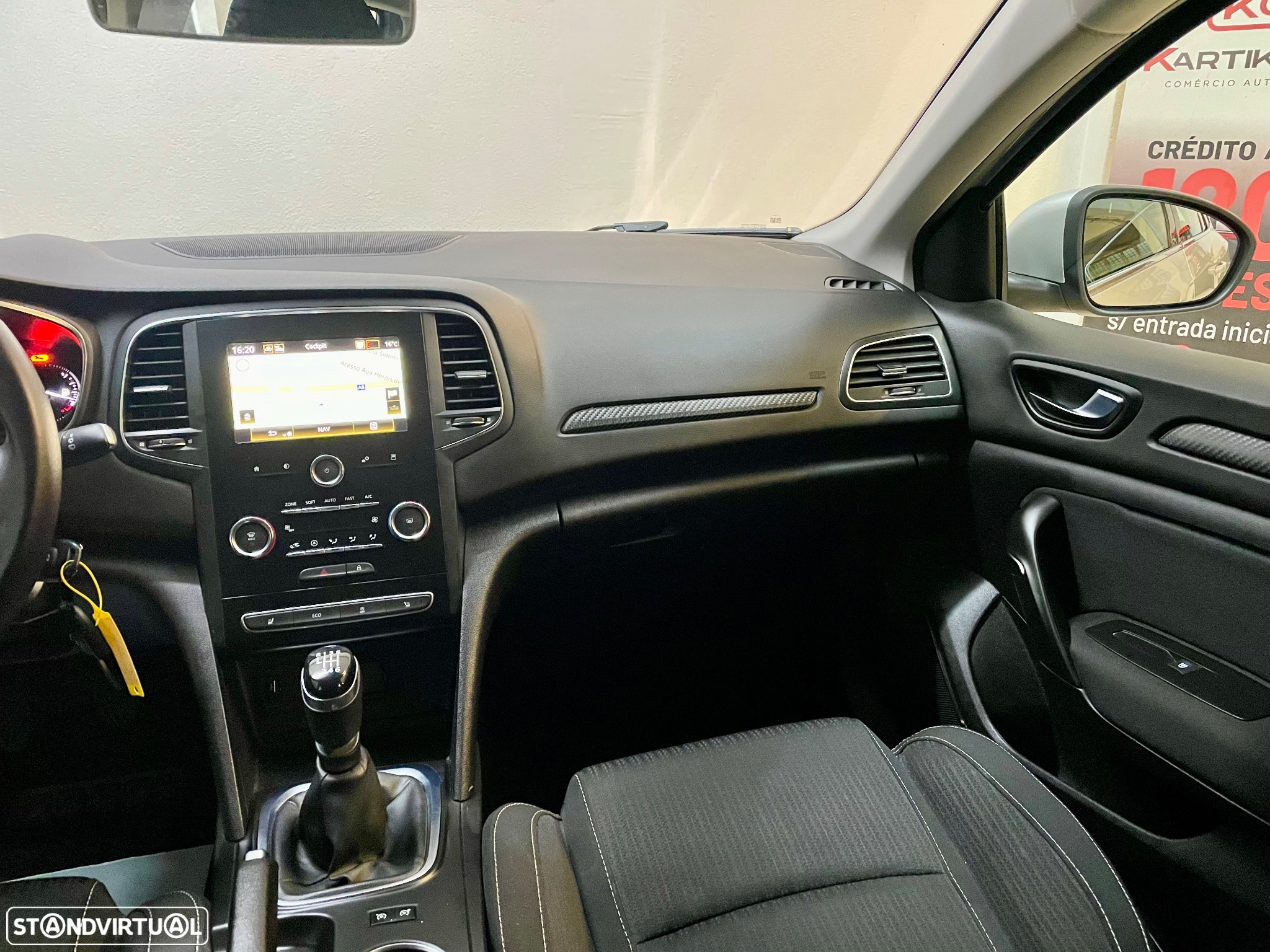 Renault Mégane Sport Tourer BLUE dCi 115 INTENS - 15
