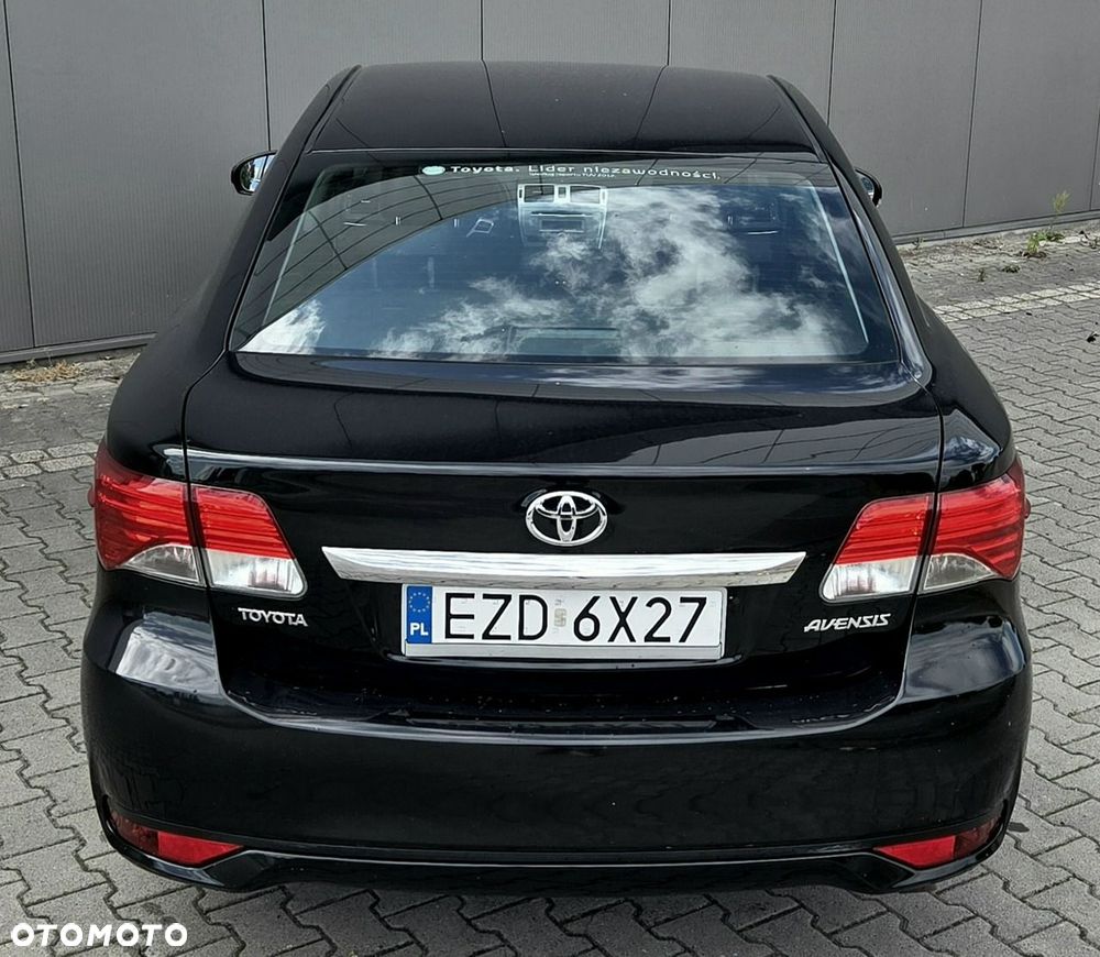 Toyota Avensis 2.0 D-4D Sol - 33