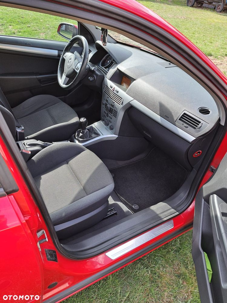 Opel Astra 1.6 Turbo Sport - 8