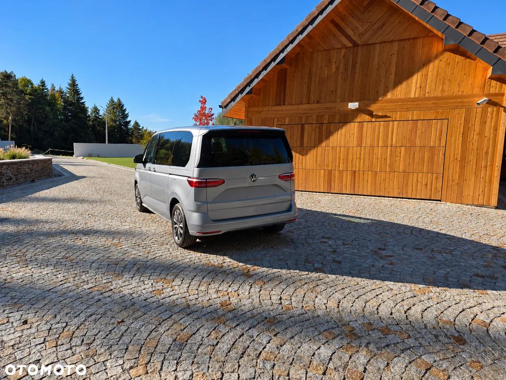 Volkswagen Multivan - 5