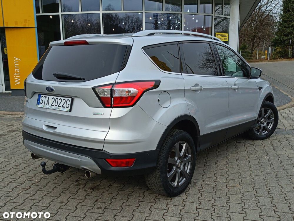 Ford Kuga 1.5 EcoBoost FWD Titanium - 6