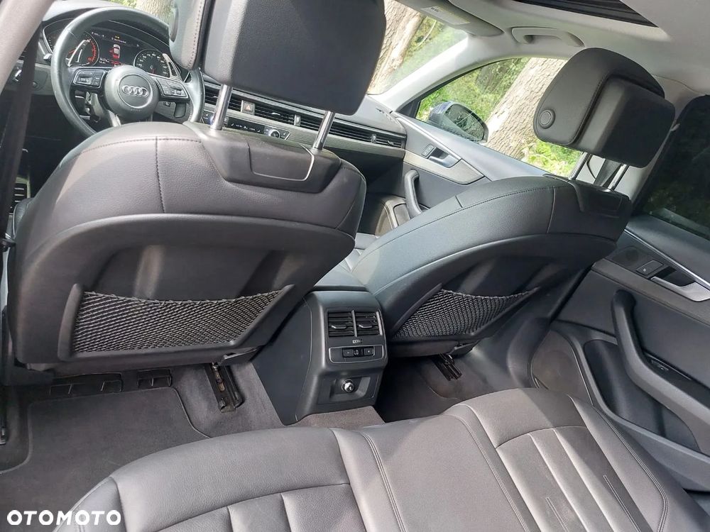 Audi A4 Limousine - 17