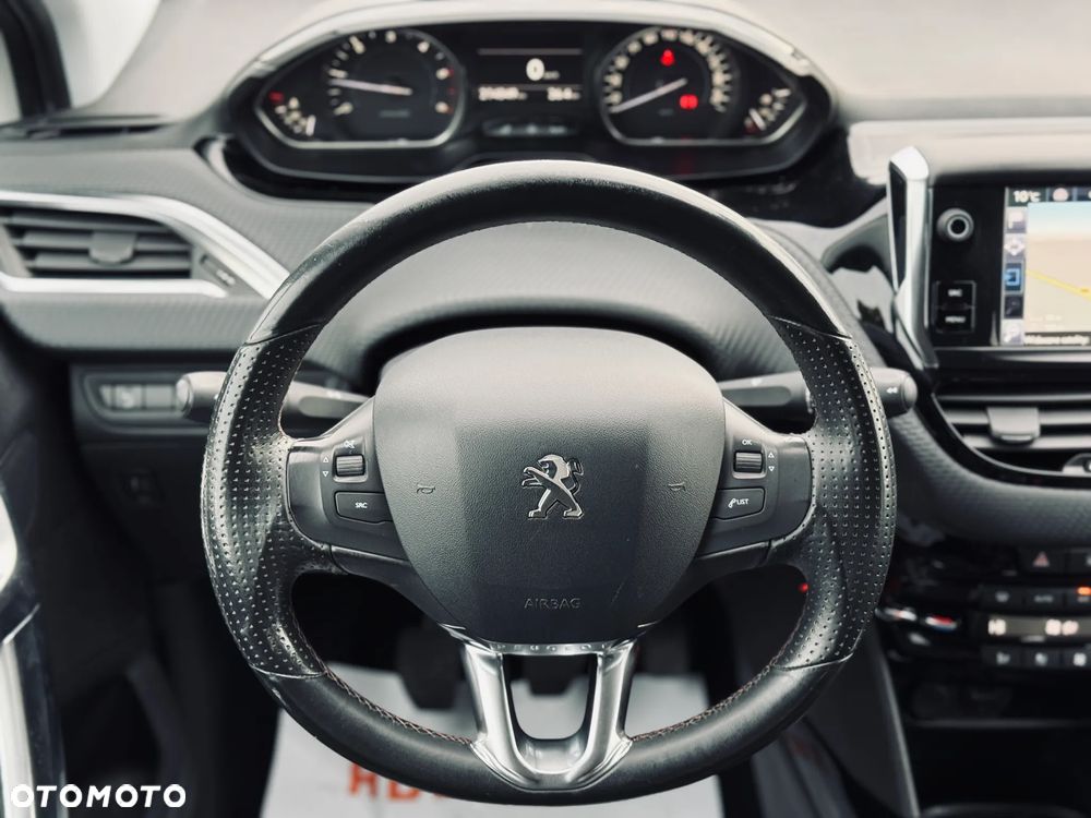 Peugeot 2008 BlueHDi FAP 120 STOP & START Crossway - 24