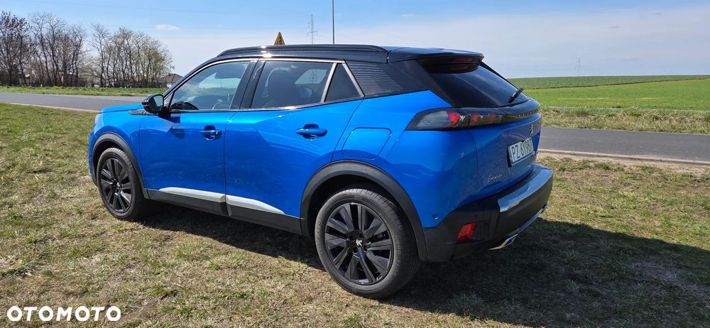 Peugeot 2008 PureTech 130 EAT8 GT - 10