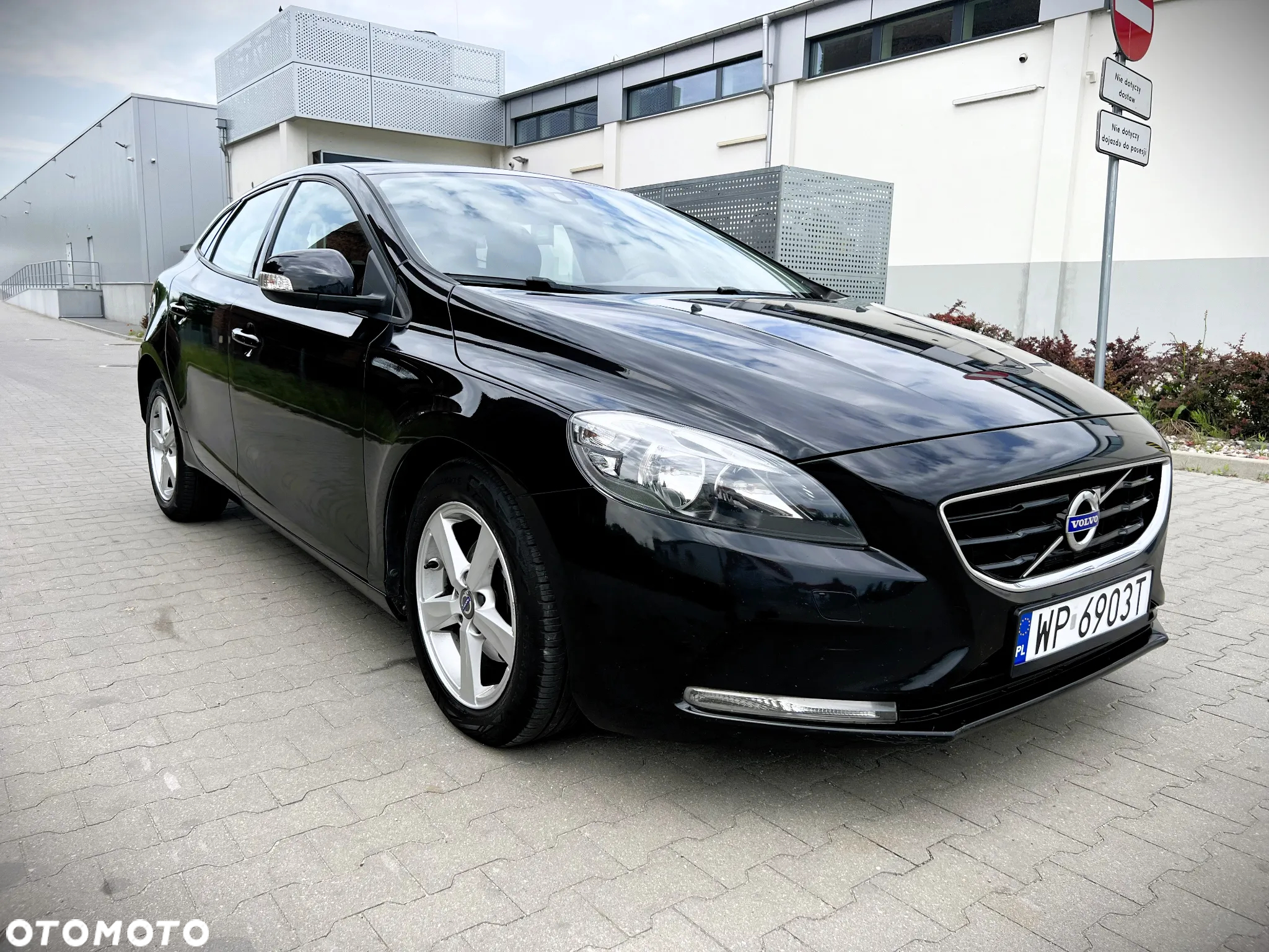Volvo V40 D2 - 8
