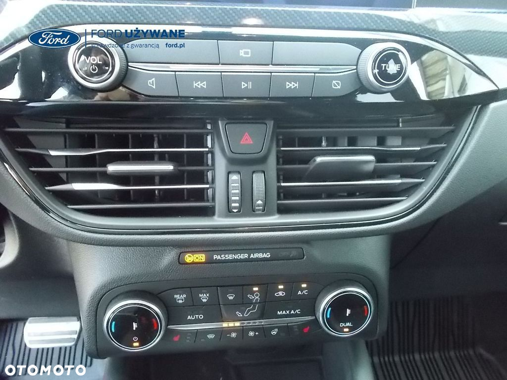 Ford Kuga - 34