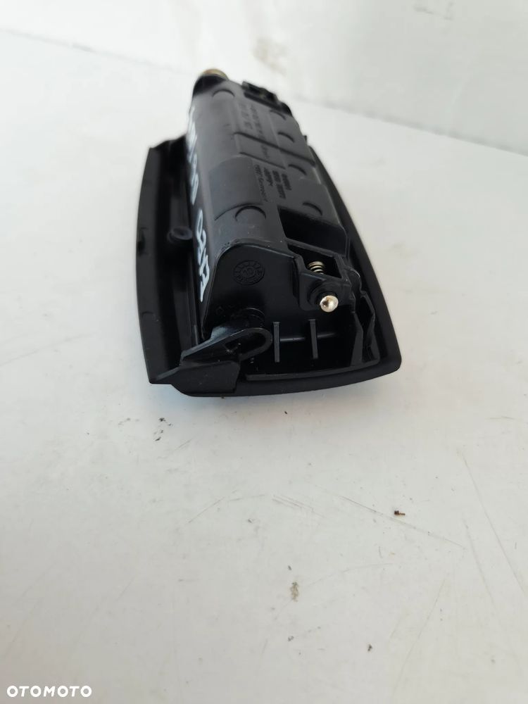 Popielniczka Tył Tylna Popiołka Wkład Kompletna 8E0857961M Audi A4 B6 B7 Exeo - 4