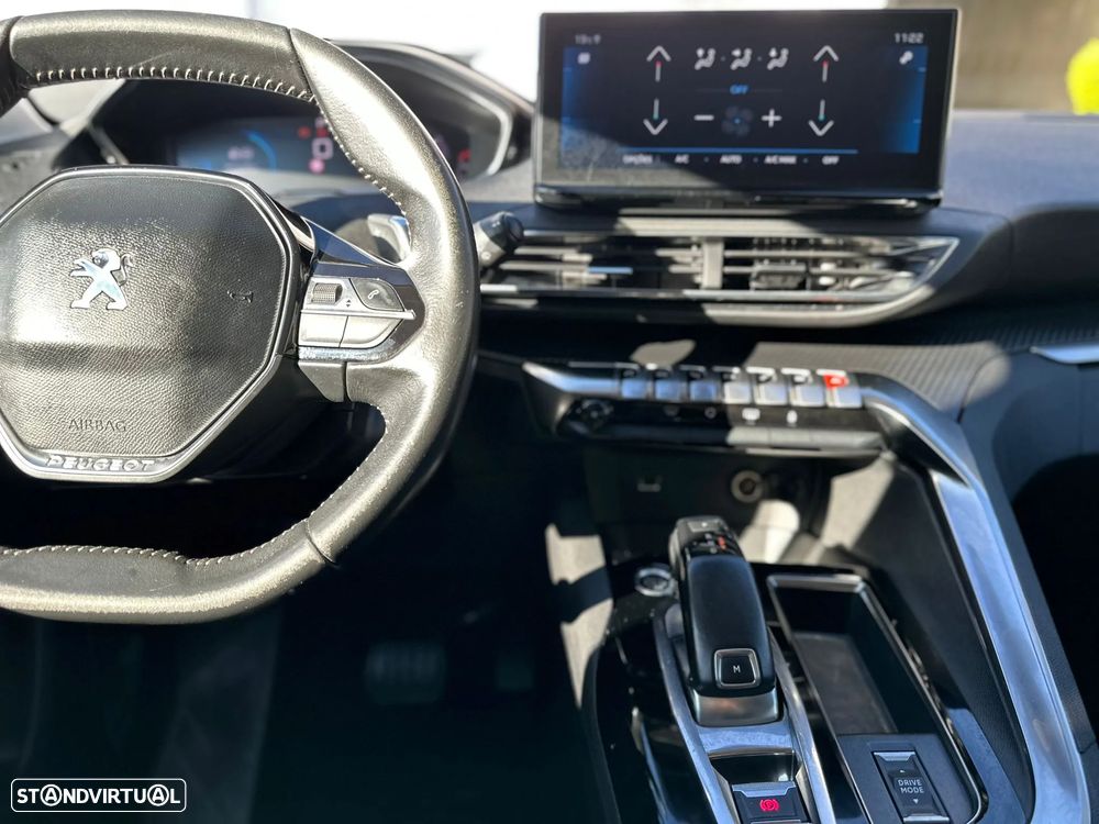 Peugeot 5008 BlueHDI 130 EAT8 Allure Pack - 17