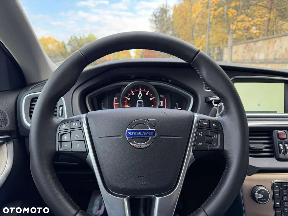 Volvo V40 Cross Country T3 Summum - 27