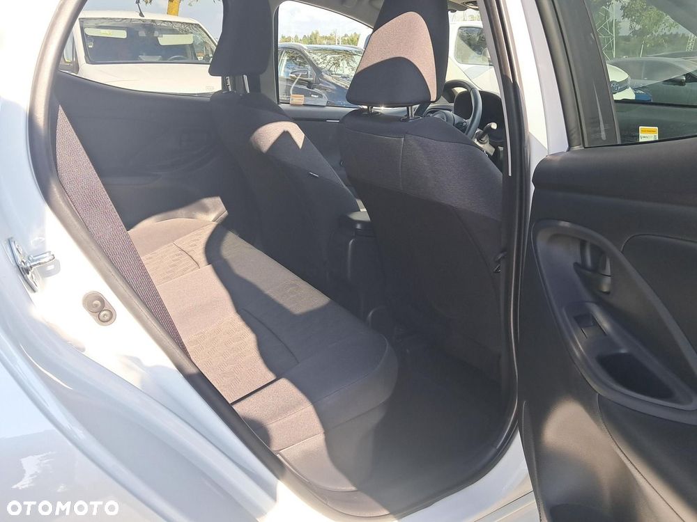 Toyota Yaris Hybrid 1.5 Style - 12