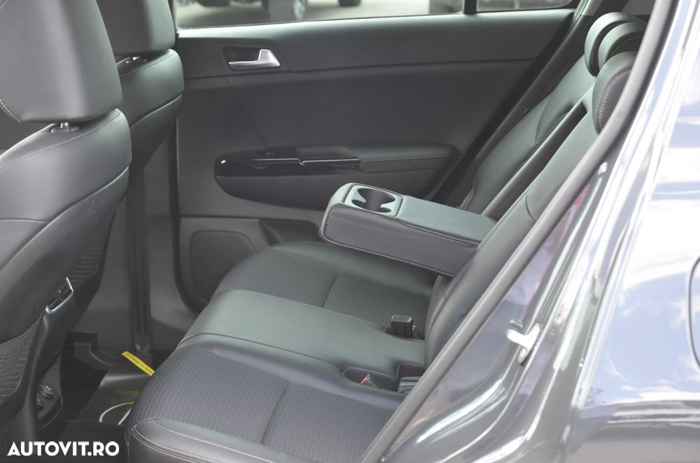 Kia Sportage - 10
