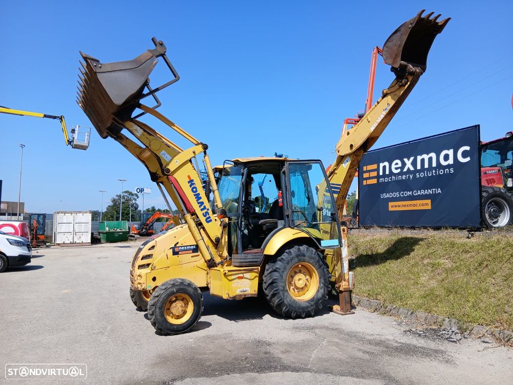 Komatsu WB91R - 10