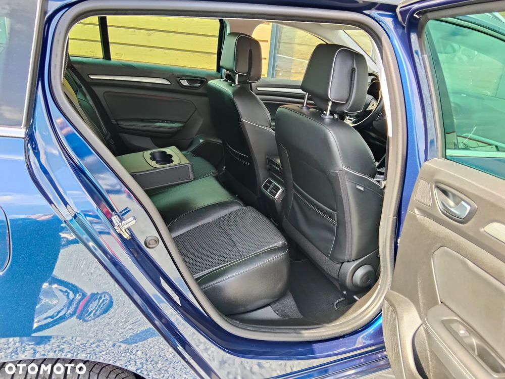 Renault Megane BLUE dCi 150 EDC BOSE EDITION - 27