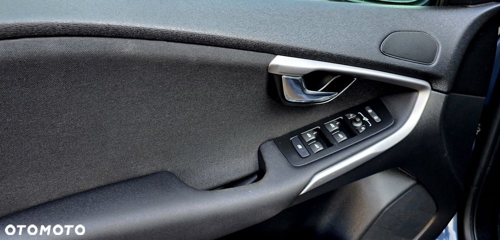 Volvo V40 D2 Kinetic - 35