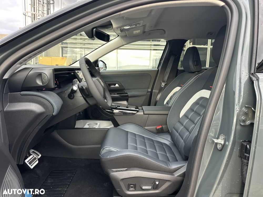 Citroën C5 Aircross 1.2 MHEV 136 eDCT6 MAX - 13