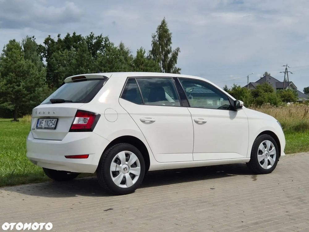 Skoda Fabia 1.0 Ambition - 4