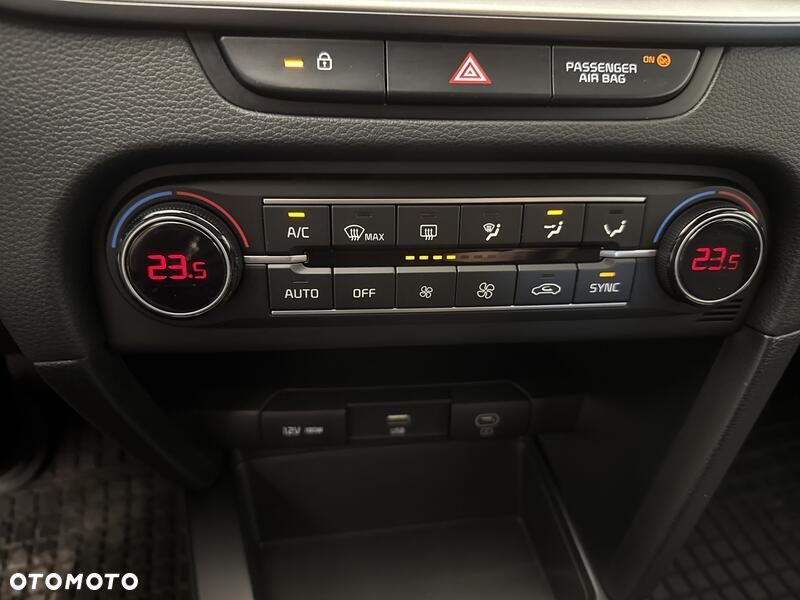 Kia Ceed 1.5 T-GDI M - 16