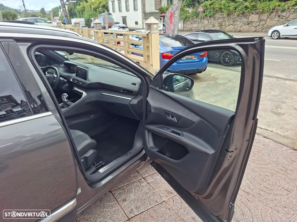 Peugeot 5008 1.2 PureTech GT Line - 19