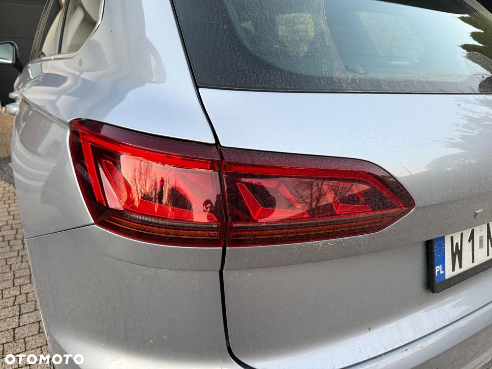 Volkswagen Touareg - 4